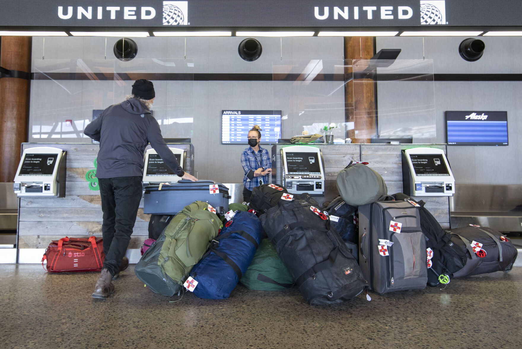 David Craig departs for Ukraine